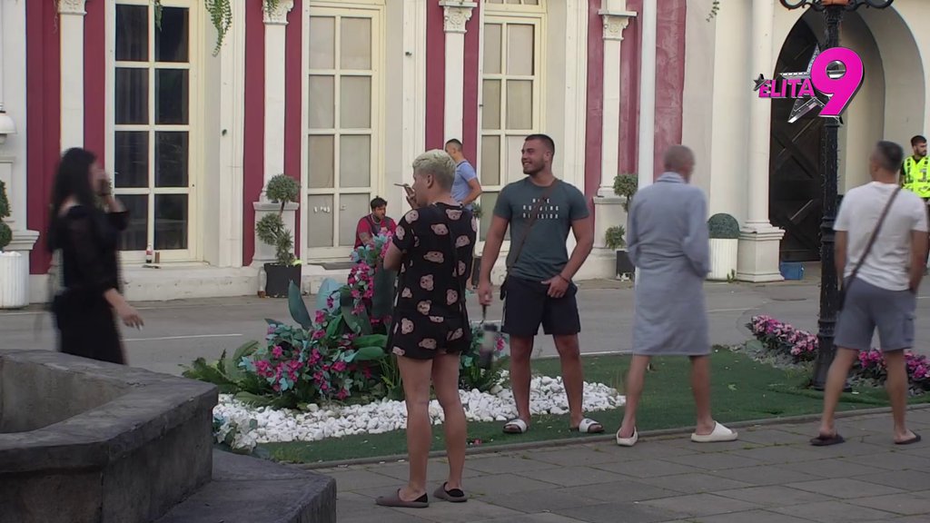 Doživeo pomračenje! Bora i ukućani u nikad žešćem sukobu, pljušte uvrede, obezbeđenje odmah reagovalo (VIDEO)