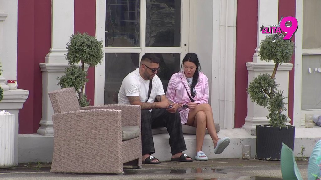 Imao sam potrebu... Asmin pokušava da se opere kod Maje zbog komunikacije sa Stanijom, pa se uplašio: Kad su ti zenice ovolike, to je pakao (VIDEO)