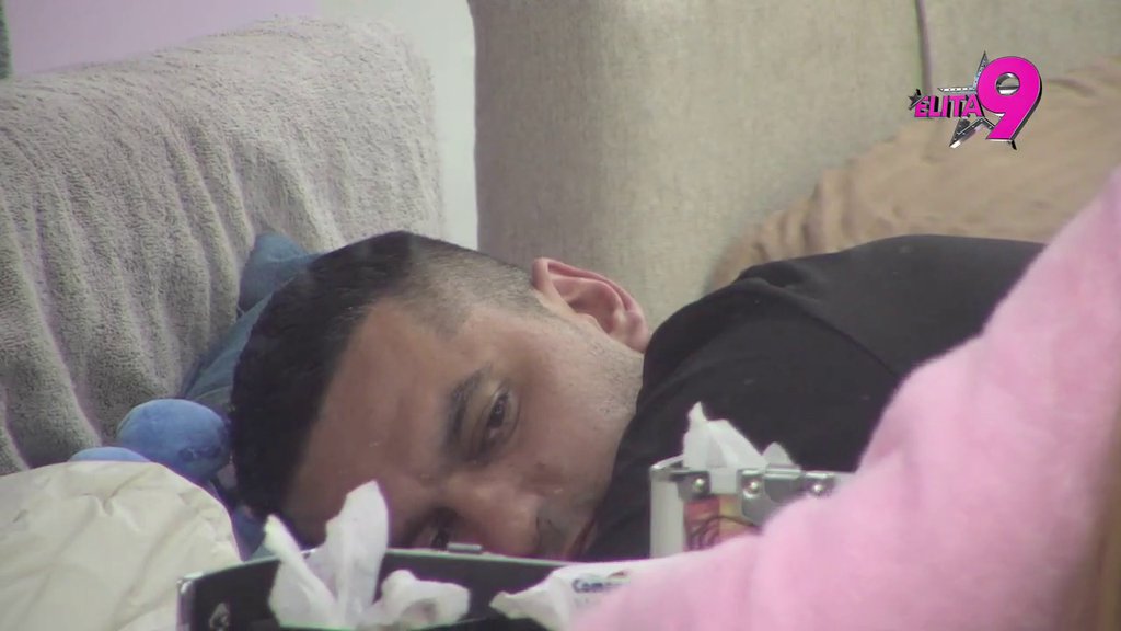 NEMOJ DA MI SE OBRAĆAŠ: Teodora bez milosti poručila Bebici da drži distancu od nje, on na ivici suza! (VIDEO)