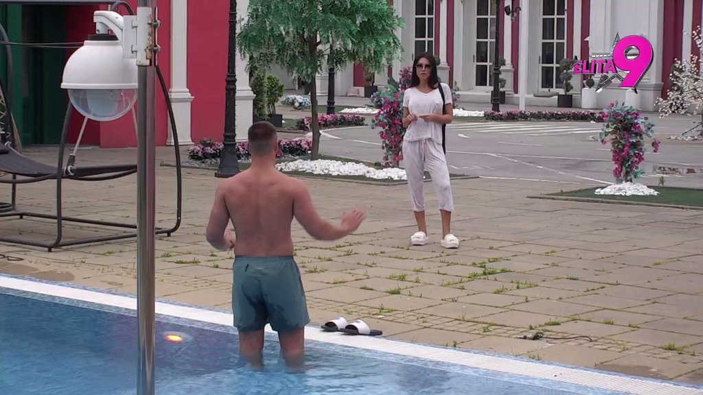 TI SI MLADI NARCIS: Stanija i Viktor pokušali da razreše problem, Mina joj uputila upozorenje i zabranila da mu PRILAZI! (VIDEO)