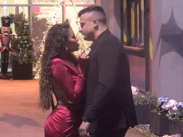 LJUBAV IPAK NIJE POBEDILA! Mina i Terza, nekadašnji partneri, u 2026. zakoračili različitim putevima, ali su ih ukrstili samo za novogodišnji Pink.rs editorijal (FOTO)