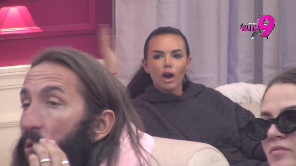 BUKTI RAT U ELITI: Maja i Aneli se udružile protiv Anite, Alibaba i Janjuš stali u njenu zaštitu! Pljušte teške uvrede na sve strane (VIDEO)