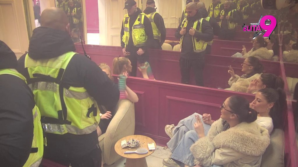 Hvalio si se kako si mi nabijao ruku... Anastasija van sebe zbog Borinih priča o njihovoj intimi: Umreću od blama, kako li se moji osećaju?! (VIDEO)