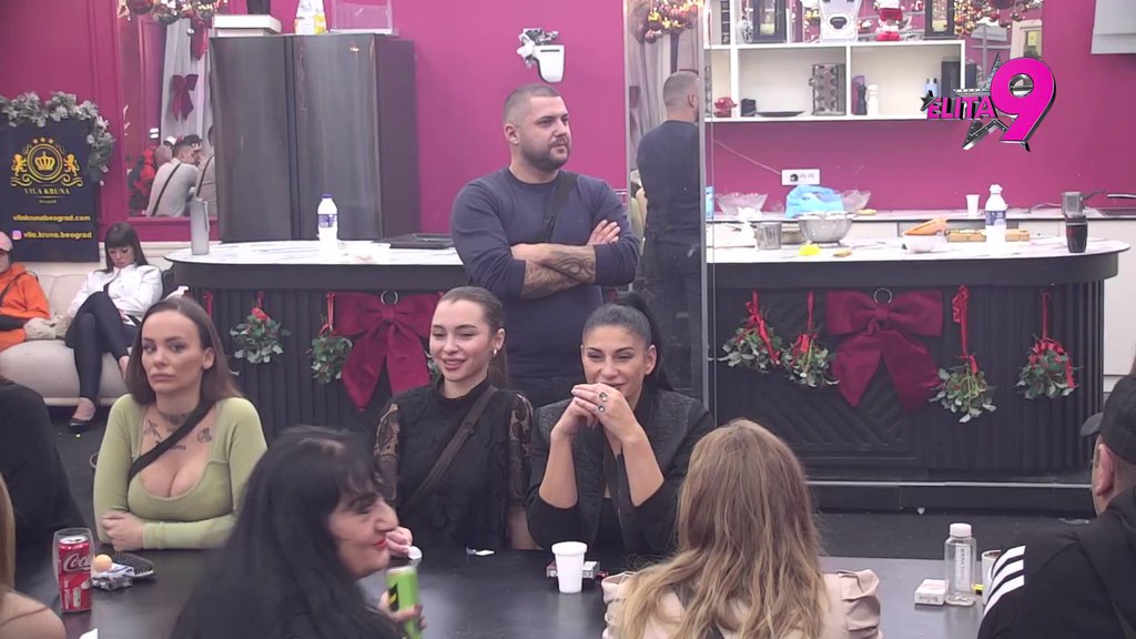 METEŽ U BELOJ KUĆI: Ivan silnim provokacijama uspeo da izazove Asminovu burnu reakciju! (VIDEO)