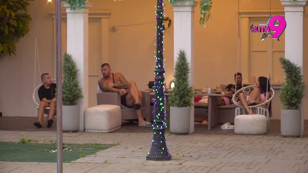 STANIJA DALA KORPU BIVŠEM DEČKU SANDRE AFRIKE! Fudbaler nije imao prođu, a kad čujete koji poznati muškarci su joj se udvarali, PAŠĆE VAM VILICA! (VIDEO)