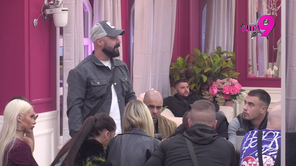 Na prvom sudu uzimam Noru sebi: Asmin nikad sigurniji u odluku da ide u borbu za starateljstvom nad Norom, Luka ga podržao, pa se demantovao: Ima i Aneli dokaze! (VIDEO)