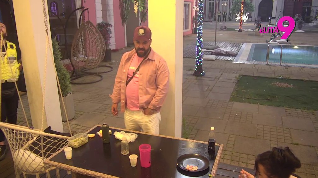 Mina plače kao kiša jer shvata da je Viktor tretira kao krpu (VIDEO)