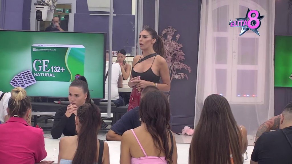 KANTO ZA OVERAVANJE! Kačavenda brutalnim prozivkama ugasila Enu Čolić, ona koristi sva sredstva da se opere od žestokih bljuvotina! (VIDEO)