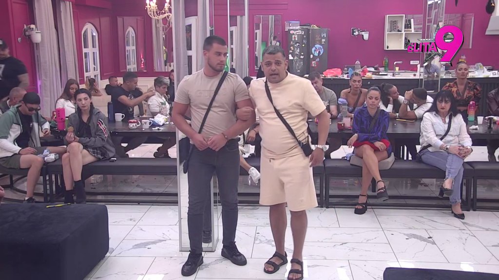 ONA JE SPREMNA ZA LEČENJE, NIJE NORMALNA DEVOJKA: Viktor potvrdio da mu je Mina najveći blam i da nikada nešto slično nije doživeo! (VIDEO)