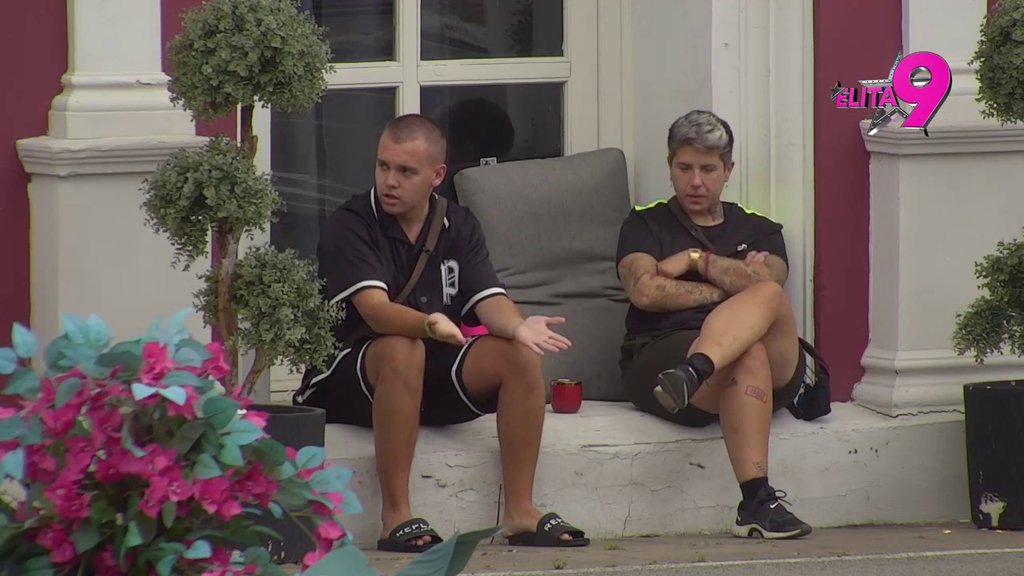 ZNAM LJUDE KOJI IMAJU ODNOSE U TIM GODINAMA: Kačavenda ne veruje Sofiji da nije bila intimna sa Danetom, iznela prljav veš iz njihovog druženja: IZAĐEMO U KAFANU, A ONA ZAVRŠI... (VIDEO)