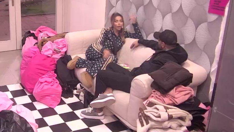 Ako dođe i kaže da si me slagala, povlačim se: Milan priznao Sofiji da će je lako precrtati zbog Karića, prijateljstvo mu je na prvom mestu! (VIDEO)