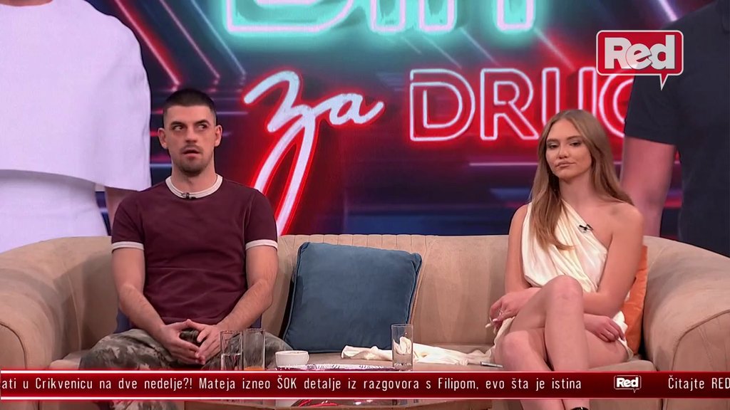 Bivša rijaliti učesnica raskrinkala Anđelu Đuričić do koske: Brutalno oplela po njenom odnosu sa Zvezdanom i Karićem (VIDEO)