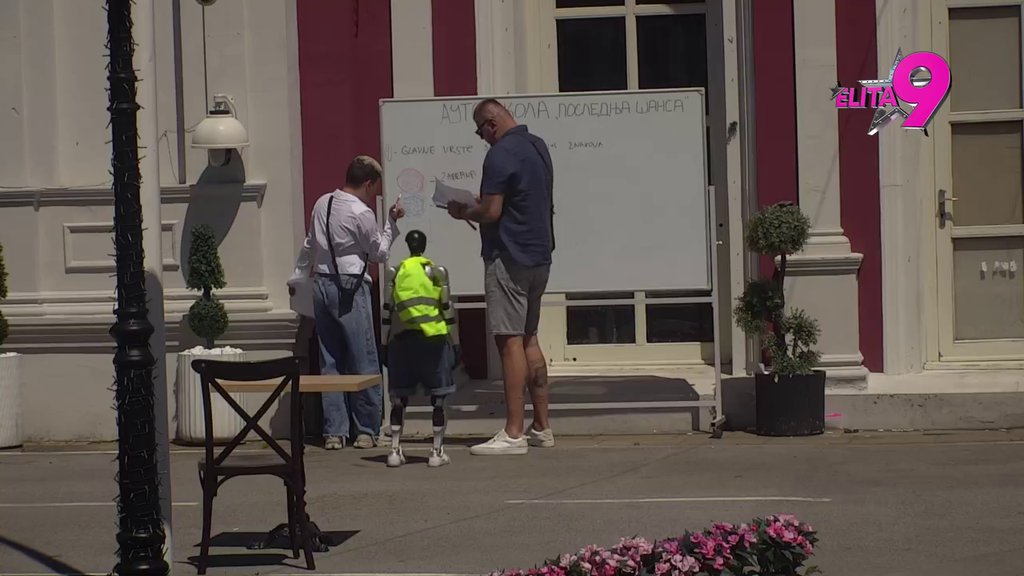 Uroš Stanić upisao auto-školu: Počeo sa časovima teorije, Janjuš i Toša su mu učitelji! (VIDEO)