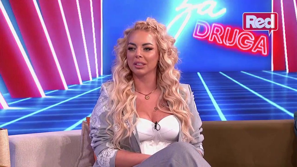 OBOJE SU ENERGIČNI, IDU JEDNO UZ DRUGO: Lejdi Di dala zeleno svetlo Filipu i Teodori, njenu vezu sa Bebicom nazvala MONOTONOM, pa istkla da bi volela da vidi Macanovića u OVOM izdanju! (VIDEO)