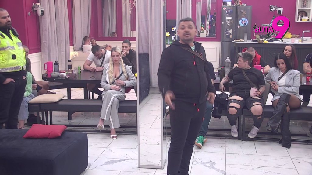 Svi detalji ljubavnog odnosa Bore Santane i Indi: Otkriveno kako je počela romansa i gde su se viđali, pevačica mu pravila ljubomorne scene! (VIDEO)