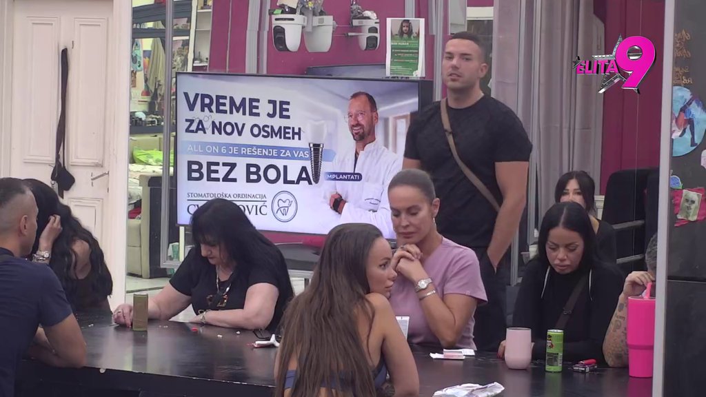 Anđelo unakazio Kačavendu: Brutalnim prozivkama je zakucao za dno, pa Janjušu zamerio jednu stvar! (VIDEO)