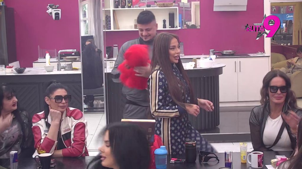 Podrška zakazala! Terza i Sofija dobili samo jedan poklon, Uroš odmah razrešio rebus: Posprdali su se sa vama, pozdravi MEDU! (VIDEO)