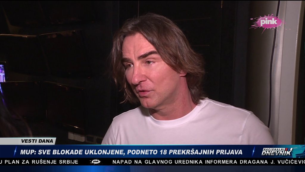 Željko Mitrović čestitao Maji Marinković na učešću u ELITI 9, pa otkrio da će se među učesnicima prvi put pojaviti ON, a onda EKSKLUZIVNO obelodanio prvog člana žirija PINKOVIH ZVEZDA (FOTO+VIDEO)