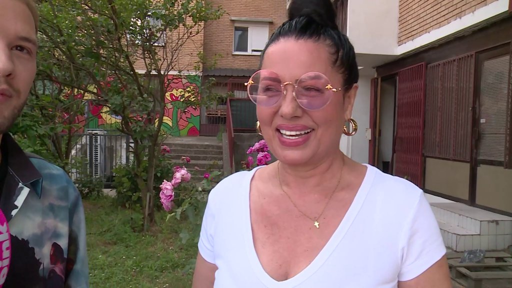STAVILA KARTE NA STO: Zlata Petrović otkrila da li je RAZOČARANA Pejinim ponašanjem u Eliti, pa otkrila kako gleda na njegove reakcije tokom verbalnih obračuna sa cimerima! (VIDEO)