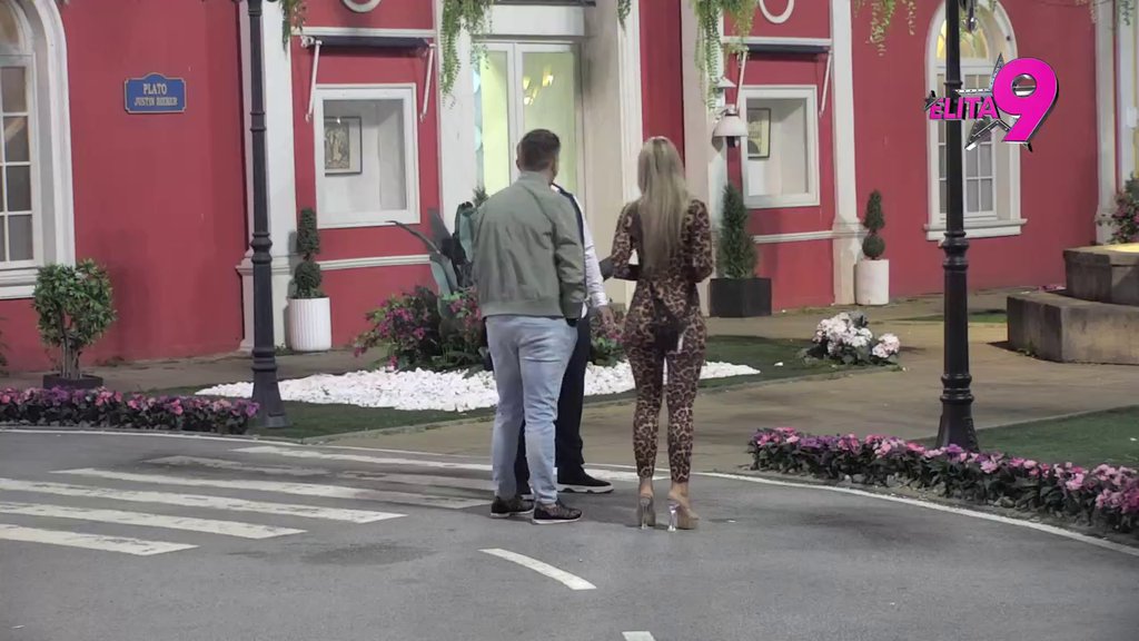 Izletela kao furija! Aneli doletela do Luke koji se žalio Ivanu, pa ga odmah prekorila: Lik je ladno flertovao sa... (VIDEO)