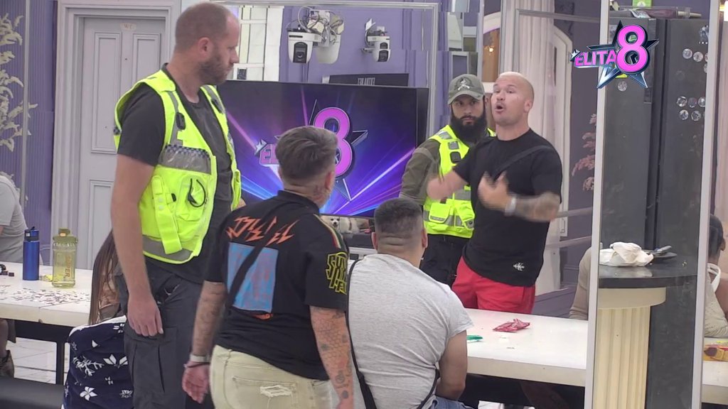 ŽESTOK KARAMBOL: Munja i Matora u brutalnom ratu! Pljušte morbidne reči, obezbeđenje hitno reagovalo! (VIDEO)
