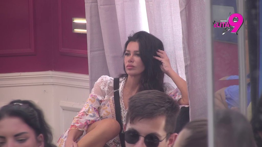 Hteo sam da ponizim i povredim Maju! Asmin pere bezuspešno svoje osmehe prema Staniji, Marinkovićeva podivljala: ON JE KRIV! (VIDEO)