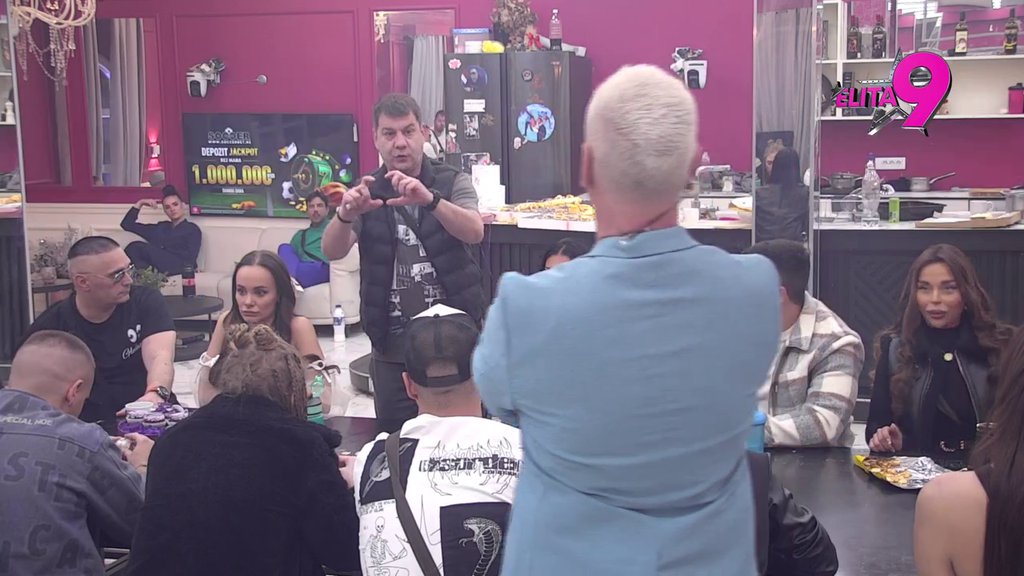 Ovoj devojci treba pomoć, psihički je ubijena: Ivan demolirao Bebicu, Teodora jednom rečenicom sve rekla: Ja znam kako mogu da rešim... (VIDEO)