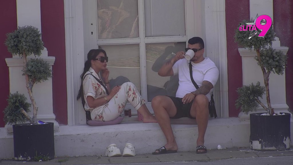 Kao da nikad nisu ni raskinuli! Sofija i Terza ponovo nerazdvojni, piju kafu i ćaskaju! (VIDEO)