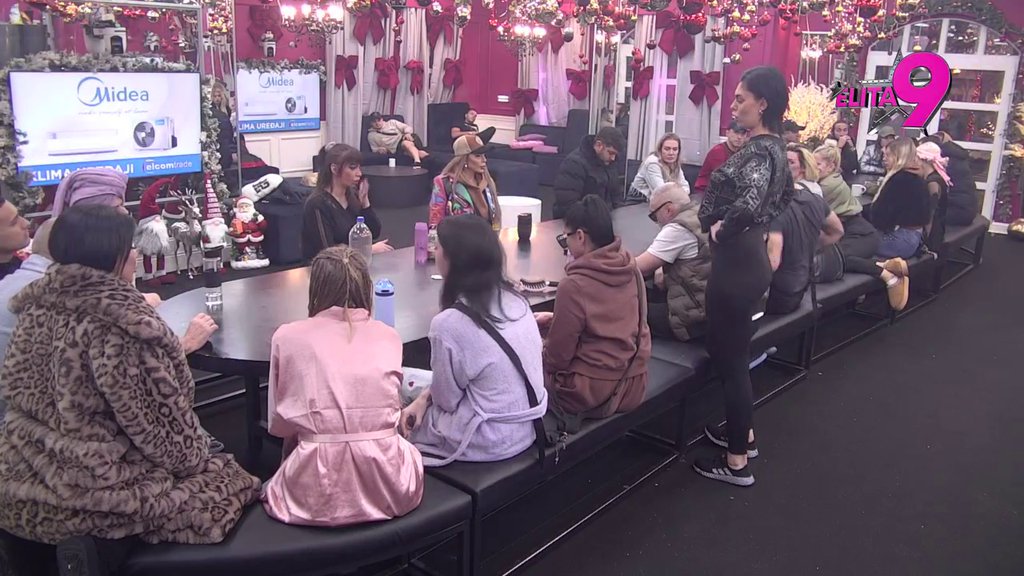 Svi prijatelji joj okrenuli leđa: Mina na meti osuda zbog veze sa Viktorom, Terza jedva dočekao da je unakazi! (VIDEO)