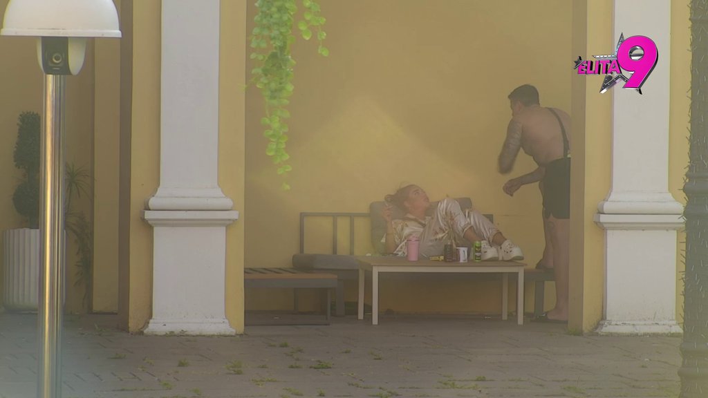 Mene narod voli! Terza ponavljao da je miljenik nacije, Sofija ga patosirala: Kako sebe gledaš, a svoje dete NISI VIDEO! (VIDEO)