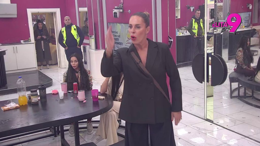 Haos za crnim stolom! Kačavenda bez zadrške isponižavala Asmina, pa mu dodelila novi nadimak: Ti si Jasminka! (VIDEO)