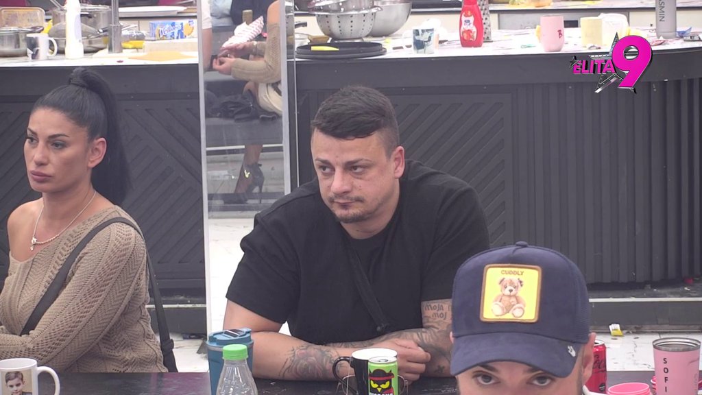 Totalni pad Sofije Janićijević! Takmičari saznali za njenu aferu sa verenikom Danetom (70), ona počela da muca, totalno se pogubila u lažima! (VIDEO)