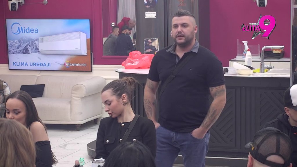 Bentli, Ferari, Audi... Mustafa Durdžić pokazao sinovljev skupoceni vozni park, vozi ove BESNE MAŠINE: Da je Asmin biti lako... (FOTO)