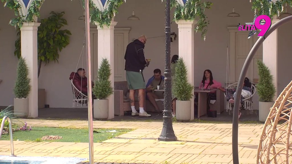 Ovo bi malo ko uradio u Eliti: Janjuš dokazao da ima veliko srce, spremio doručak za vraćene cimere (VIDEO)