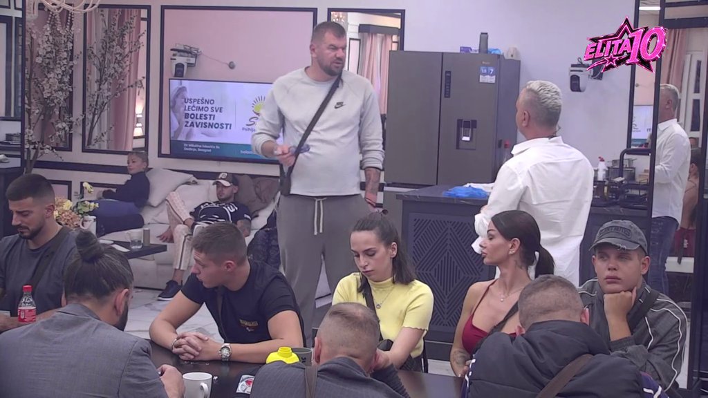 MENJA SVE BOJE: Sandra u šoku jer su takmičari provalili šta je imala sa Matejom pre Elite (VIDEO)