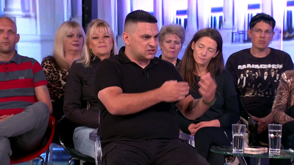 Moja majka ne želi da čuje za njega: Teodora otvorila karte i priznala kakvo je stanje između Bebice i njene porodice! (VIDEO)