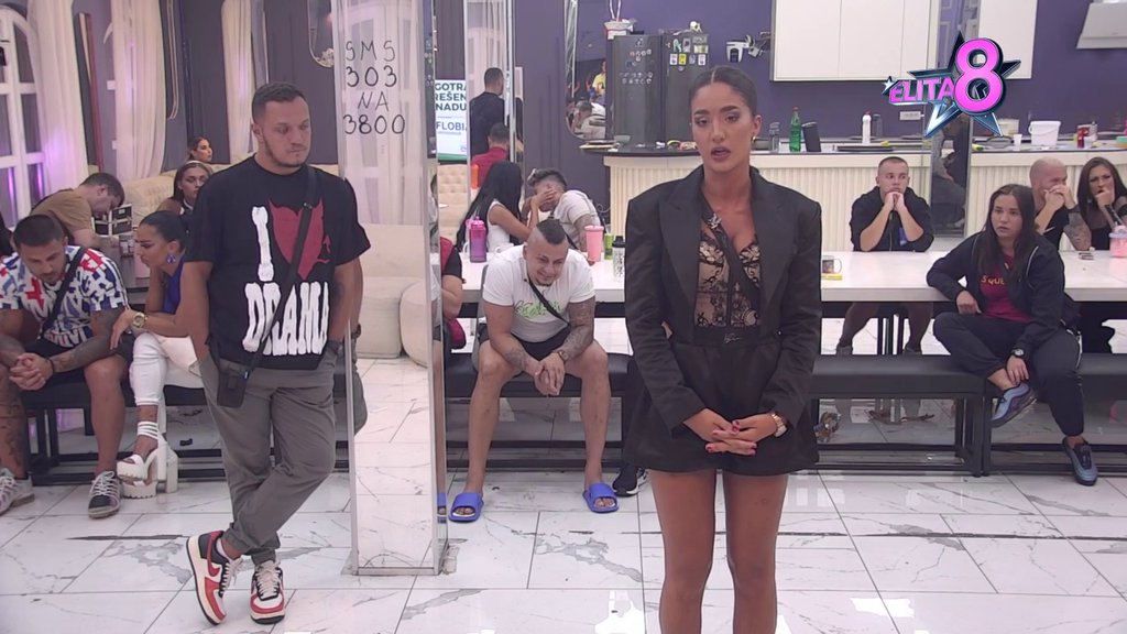 Da se našalim na svoj račun, PROGUTALA SAM TO: Anđela progovorila o odnosu sa Gastozom, on je ponovo PONIZIO: Sva vrata su ti zatvorena, bivšeg si volela više od mene! (VIDEO)