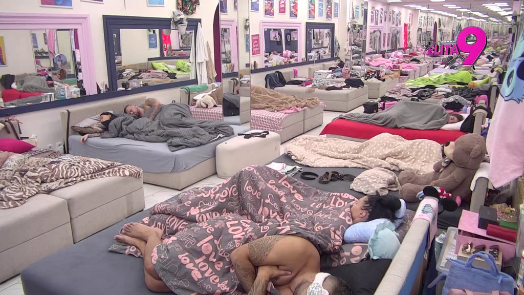 Nastao muk: Oglasio se Veliki šef, takmičari ostali bez reči (VIDEO)
