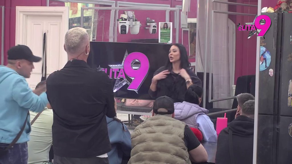 Maja napravila haos Asminu jer je NAMEŠTAO Teodoru i Filipa? Otkriveno da Marinkovićeva i dalje ne može da prežali Đukićevo ODBIJANJE, Alibaba joj samo ORUĐE! (VIDEO)