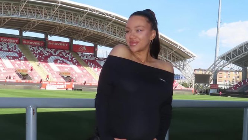 Nekada je bila omiljena ‘Pinkova zvezdica’! Teodora Tara pokazala STOMAK DO ZUBA, svaki čas treba da se porodi! (FOTO)