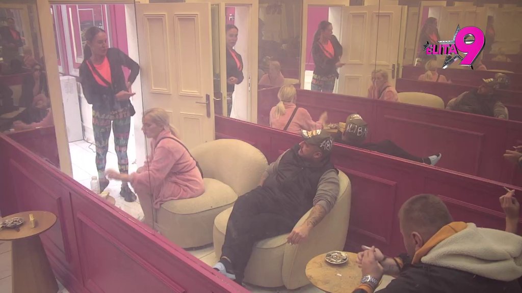 Ja je smirujem, a on potpaljuje: Alibaba podržao Janjuša, zajedno pokušali da dozovu Kačavendu pameti! (VIDEO)