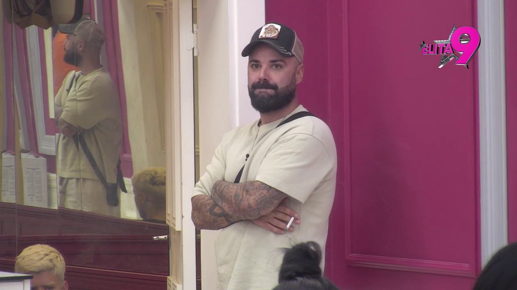 Takmičenje ko će da ispadne bolji: Maja provalila jeftinu igru Luke i Aneli, pa ih unakazila za sva vremena! (VIDEO)