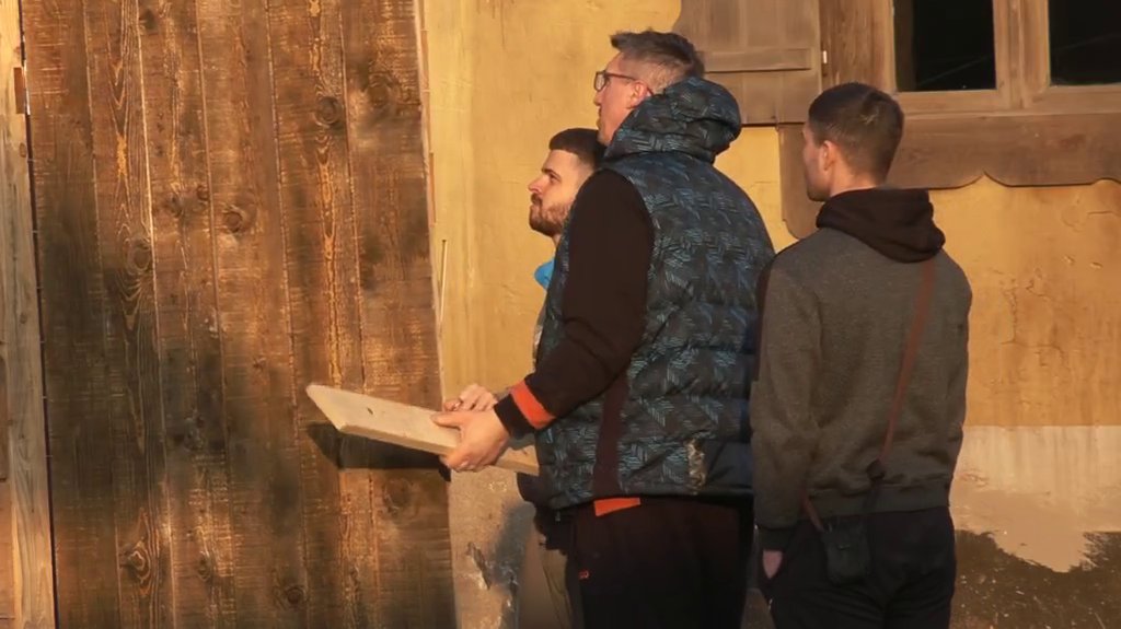 'BRAVO DŽONI, OVO ODLIČNO IZGLEDA' Kristijan obišao radove na pušnici, pa se oduševio Nikolinim umećem (VIDEO)