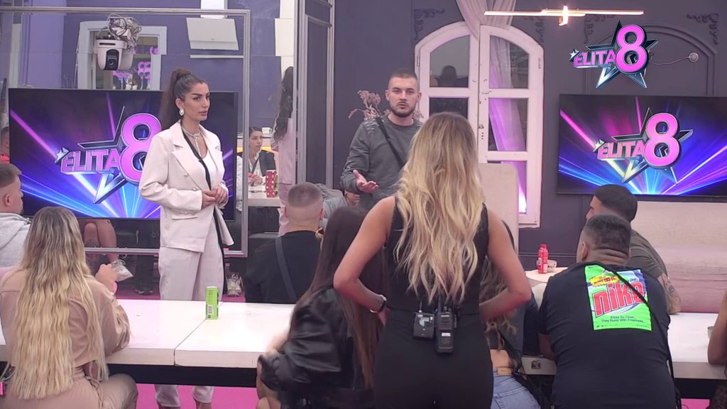 Karambol u Beloj kući: Marko urlikanjem zatresao zidove, Mima iznela skandalozne detalje o njegovoj vezi sa Sanjom i dovela ga do ludila! (VIDEO)