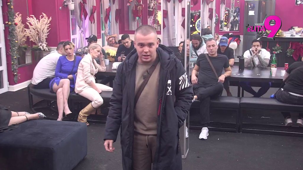 10 koraka sam ispred svih njih, jedino mogu da mi zamere četvorku iz biologije: Dačo raskrinkao kompletni flert Asmina i Maje, ne štedi je (VIDEO)