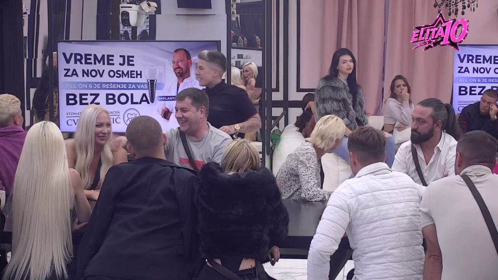 Pozdravljen ovacijama: Ivan Mariković ponosno poneo titulu najmanje ulizice u Beloj kući! (VIDEO)