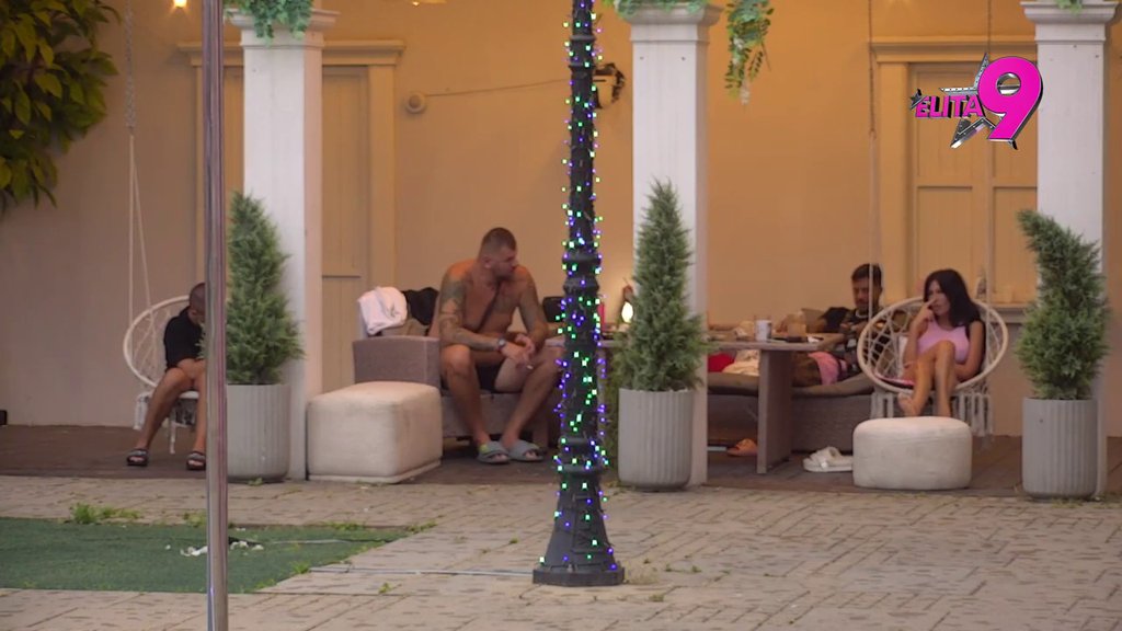 STANIJA DALA KORPU BIVŠEM DEČKU SANDRE AFRIKE! Fudbaler nije imao prođu, a kad čujete koji poznati muškarci su joj se udvarali, PAŠĆE VAM VILICA! (VIDEO)