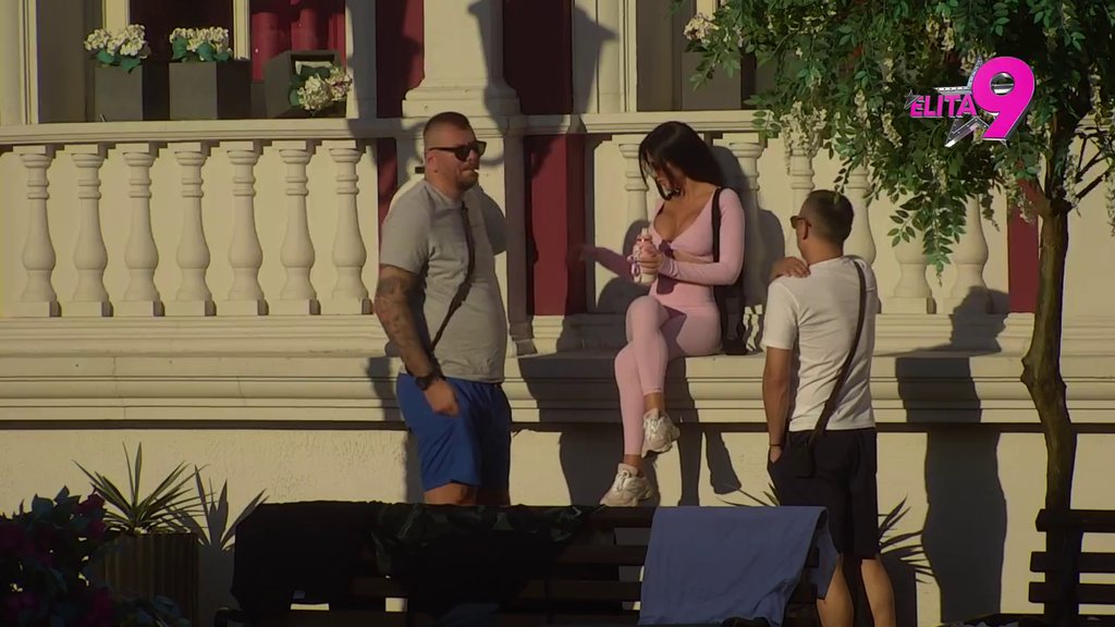 Je l' imam pravo da se zaljubim u tebe? Janjuš otvoreno MUVA Staniju, ona mu lupila zid: Imam kodekse prema bivšima svojih drugarica! (VIDEO)