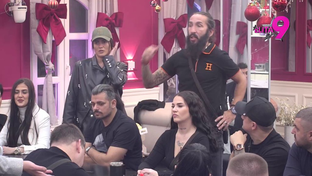 Izudarala me je, pogledaj kako je crveno: Anđelo otkrio kako mu je Luka kukao nakon haosa sa Aneli (VIDEO)