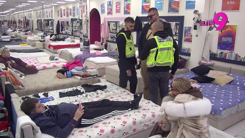 TENZIJA RAPIDNO RASTE: Janjuš ponovo stavio Ivanu do zanja da mu neće preći preko IZREČENIH UVREDA! Besan kao ris! (VIDEO)